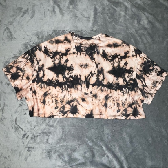 Shein Crop Top Tie Dye, Hawaii, and Marble Print Tank Top Bundle Size Medium - Picture 5 of 13